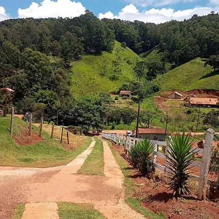Chale Monte Verde Com Hidromassagem Camanducaia Exterior photo